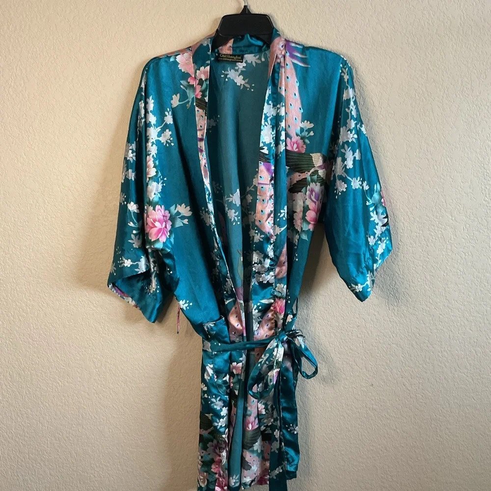 Old Shanghai Womens Vintage Floral Peacock‎ Pattern Belted Dressing Kimono Robe